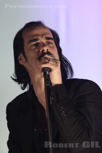 NICK CAVE AND THE BAD SEEDS - 2008-04-29 - PARIS - Casino de Paris - Nicholas Edward Cave [Nick Cave]